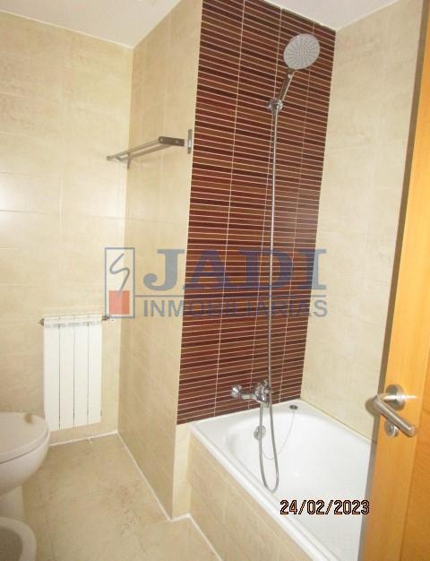 For sale of penthouse in Valdepeñas