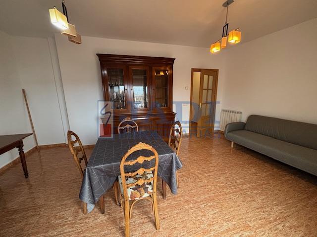 For rent of penthouse in Valdepeñas