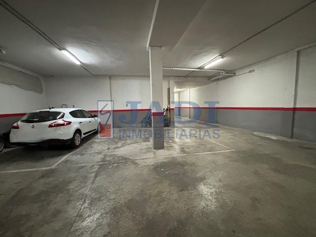 For rent of penthouse in Valdepeñas