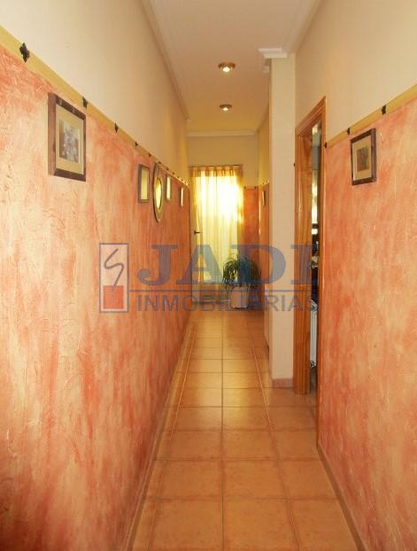 For sale of house in Valdepeñas