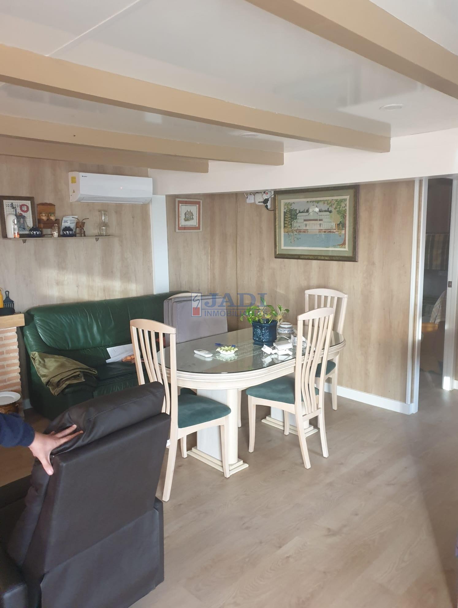 For sale of house in Valdepeñas