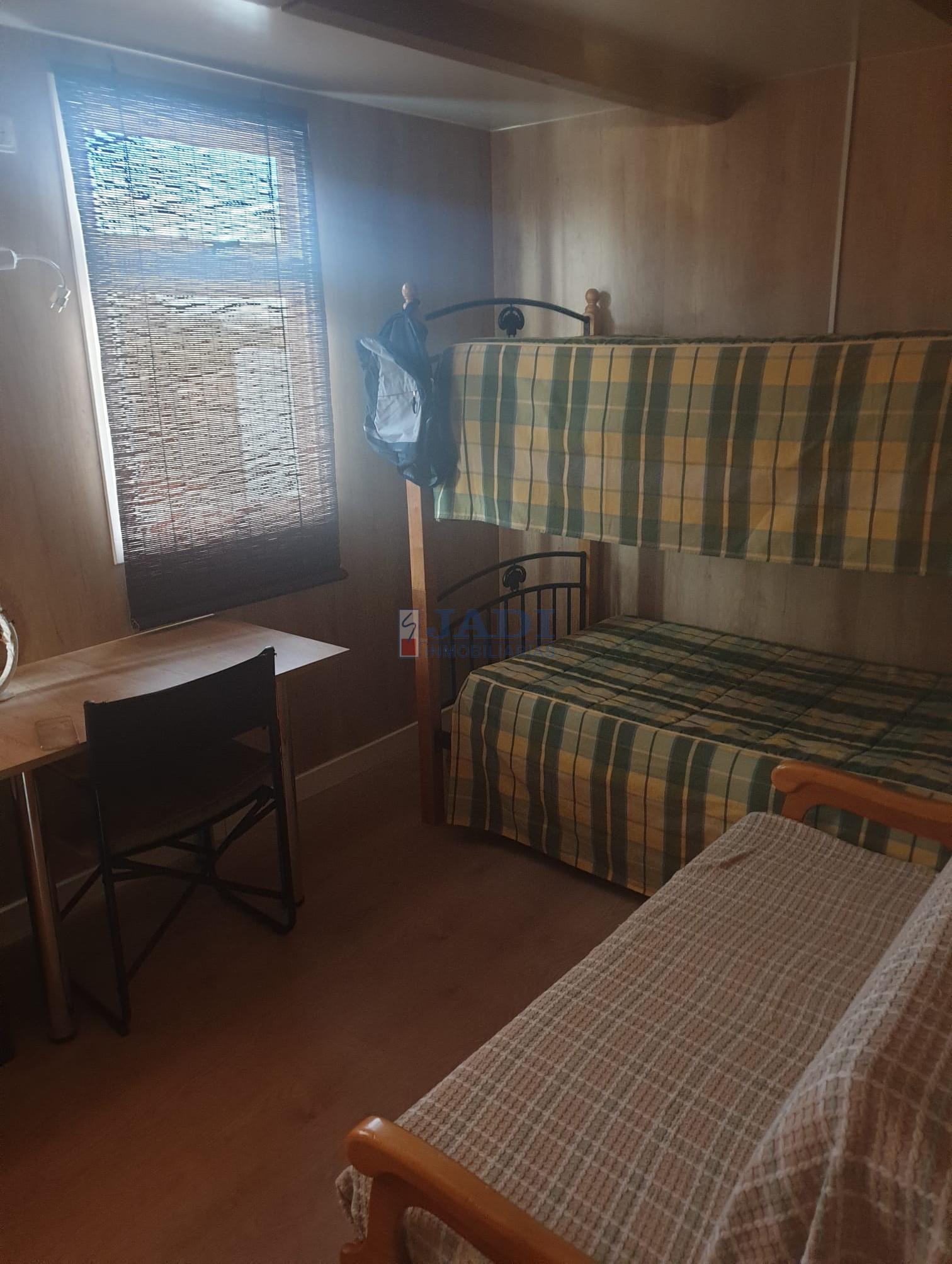 For sale of house in Valdepeñas