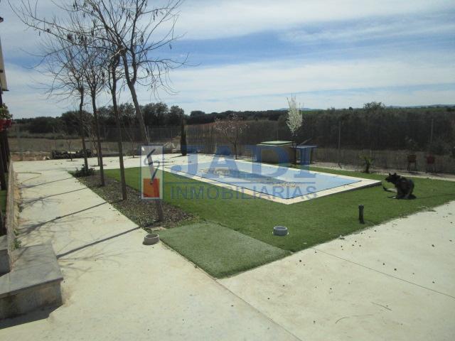 For sale of house in Valdepeñas