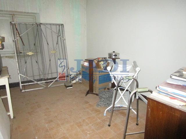For sale of house in Valdepeñas