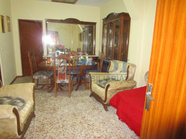For sale of house in Valdepeñas