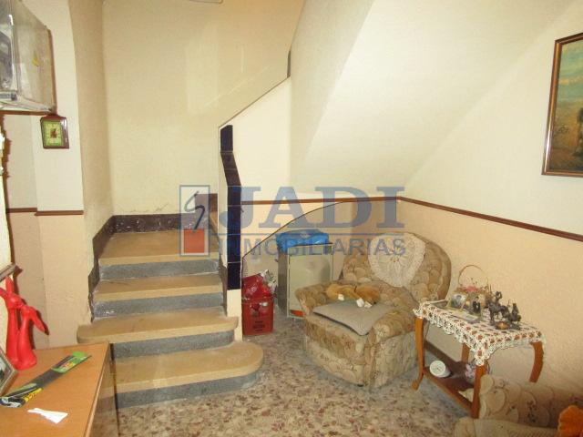 For sale of house in Valdepeñas