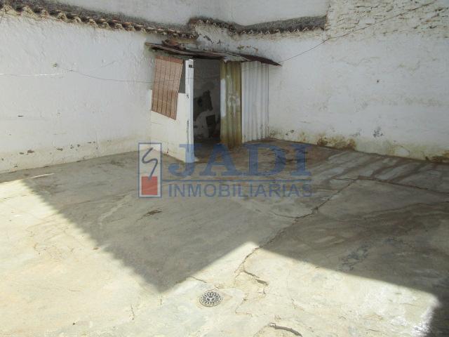 For sale of house in Valdepeñas