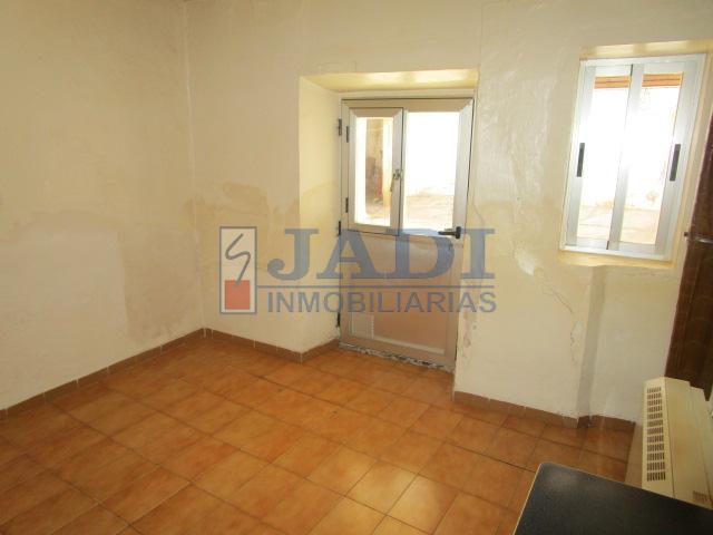 For sale of house in Valdepeñas