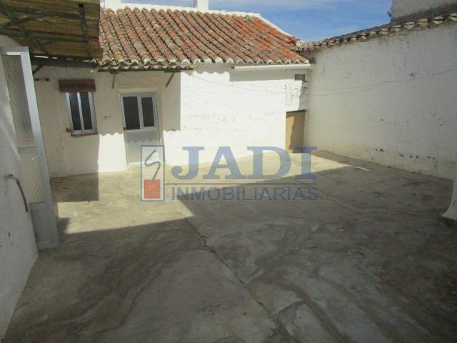 Venta de casa en Valdepeñas