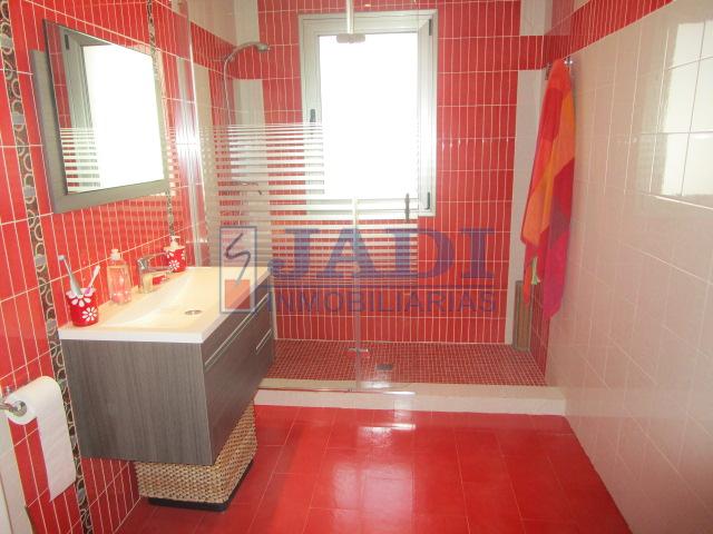Venta de casa en Valdepeñas