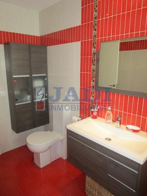 Venta de casa en Valdepeñas