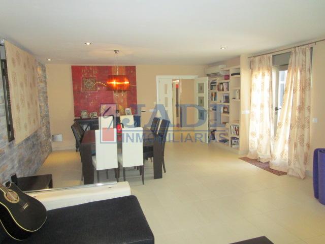 Venta de casa en Valdepeñas