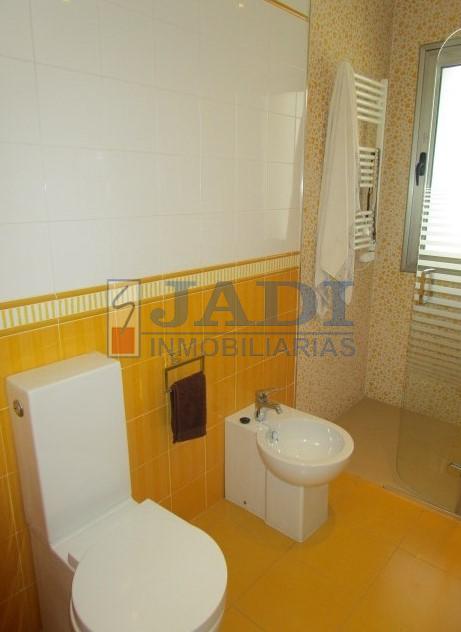 Venta de casa en Valdepeñas