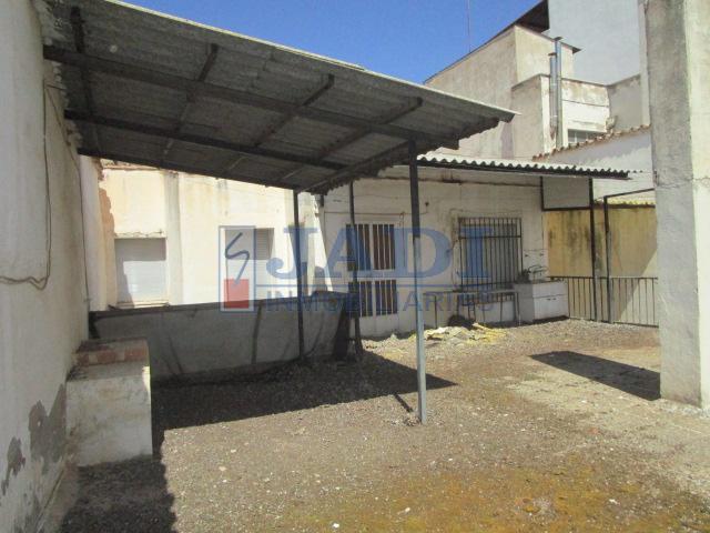 Venta de casa en Valdepeñas