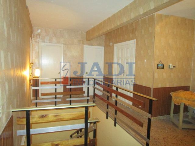 Venta de casa en Valdepeñas