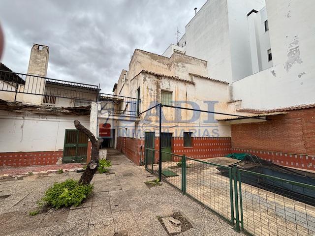 Venta de casa en Valdepeñas