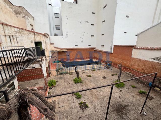 Venta de casa en Valdepeñas
