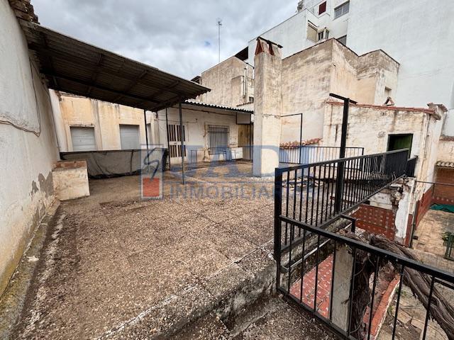 Venta de casa en Valdepeñas