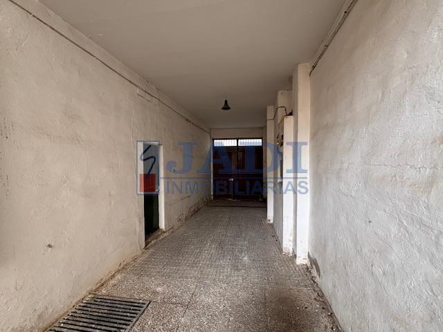 Venta de casa en Valdepeñas