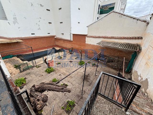 Venta de casa en Valdepeñas