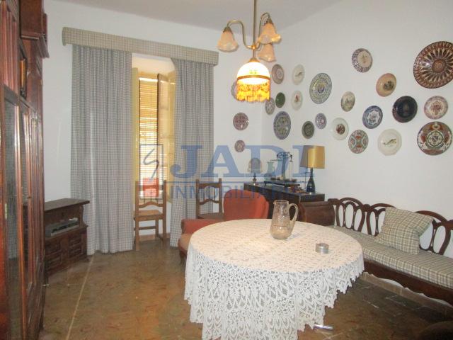 Venta de casa en Valdepeñas