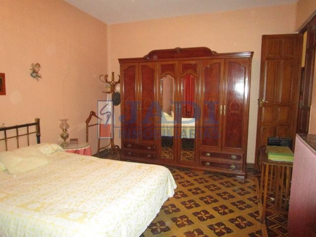 Venta de casa en Valdepeñas