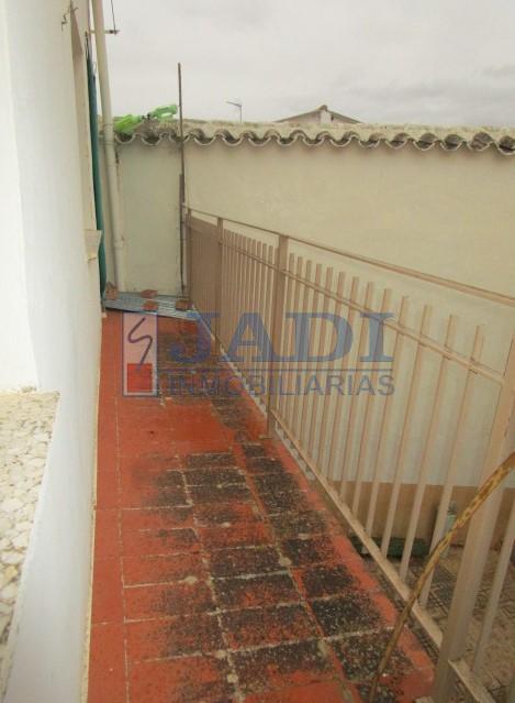 For sale of house in Valdepeñas