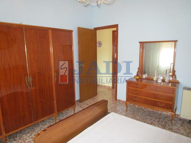 For sale of house in Valdepeñas