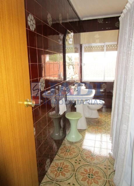 For sale of house in Valdepeñas