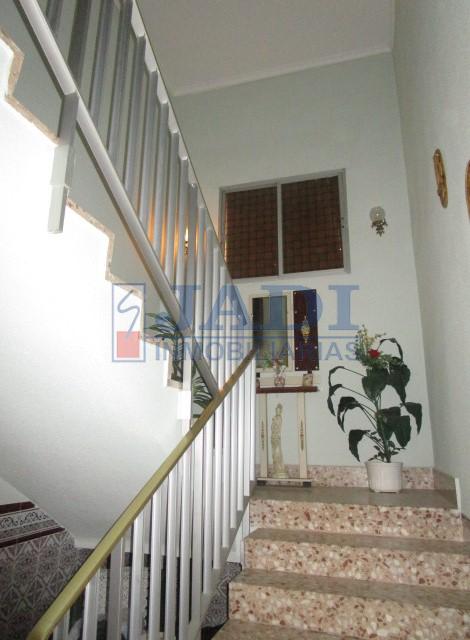 For sale of house in Valdepeñas