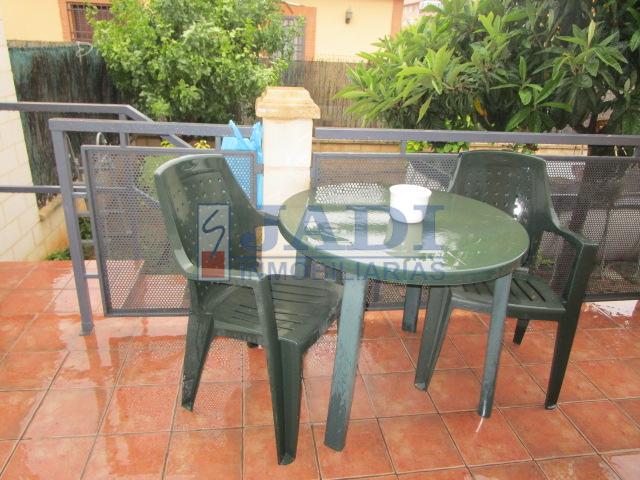 For sale of house in Valdepeñas