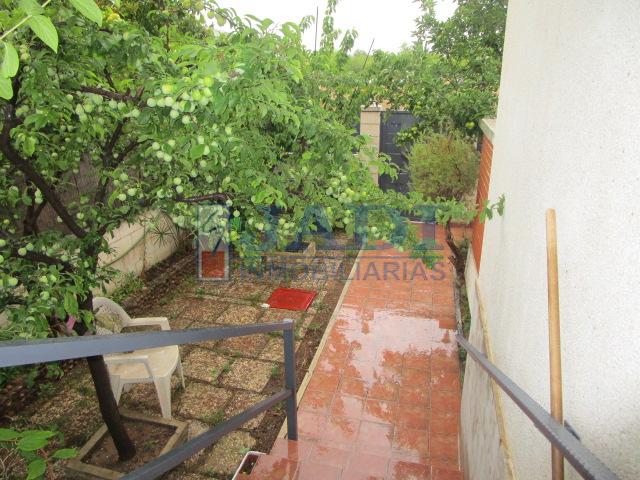 For sale of house in Valdepeñas