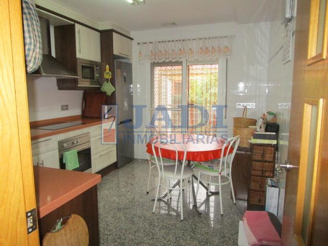 For sale of house in Valdepeñas