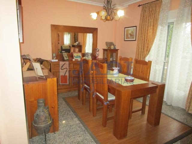 For sale of house in Valdepeñas
