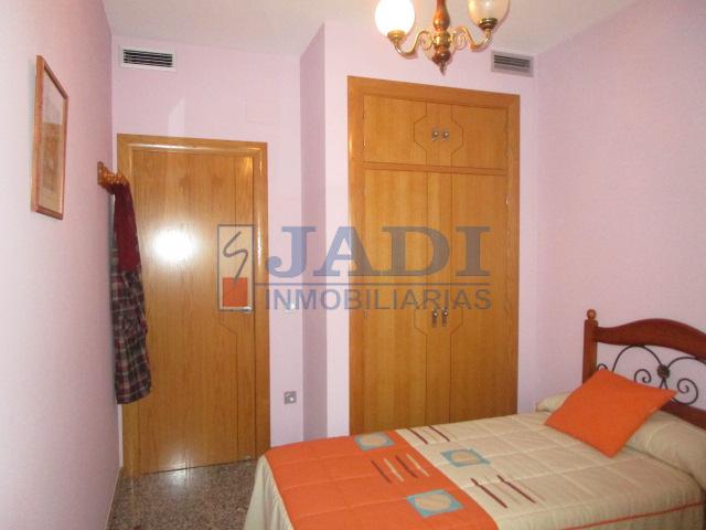 For sale of house in Valdepeñas
