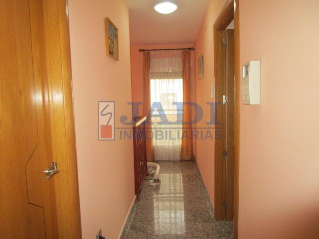 For sale of house in Valdepeñas