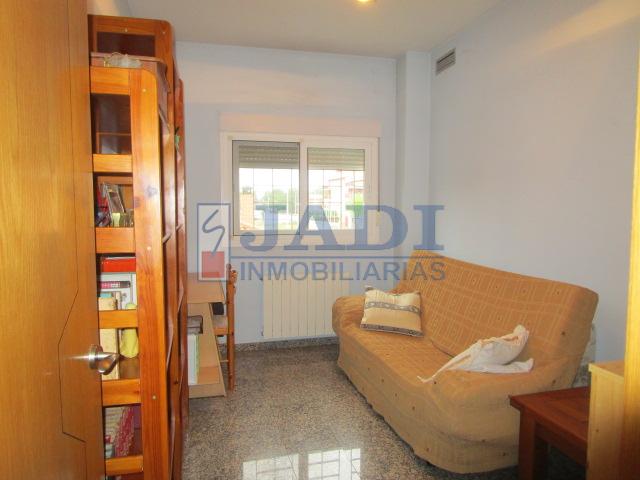 For sale of house in Valdepeñas