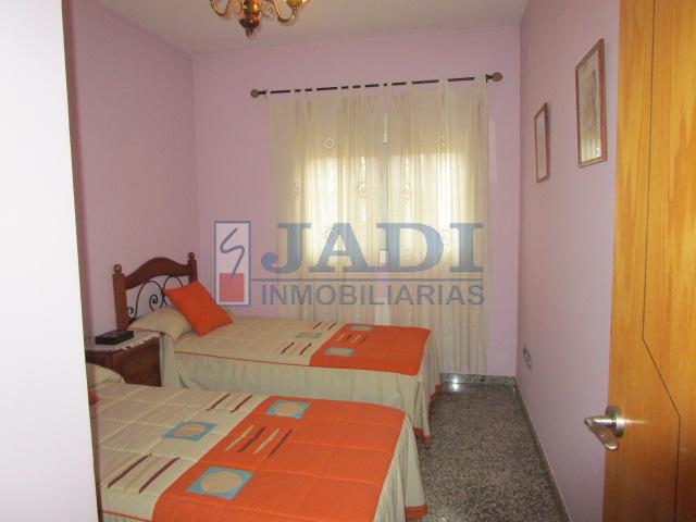 For sale of house in Valdepeñas