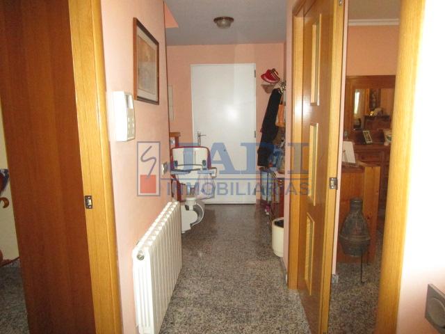 For sale of house in Valdepeñas