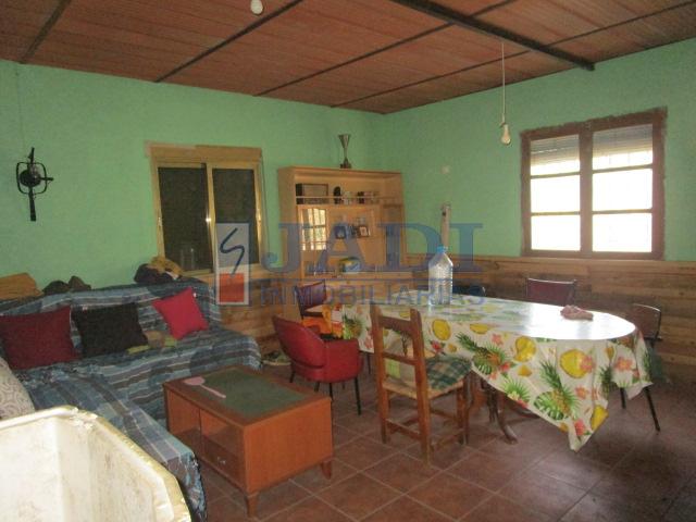 Venta de casa en Valdepeñas