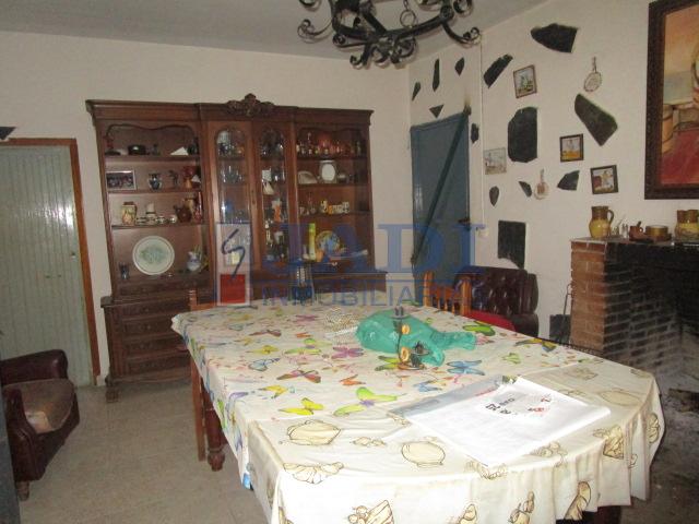 Venta de casa en Valdepeñas