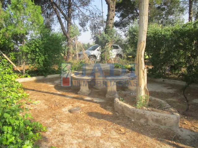 Venta de casa en Valdepeñas