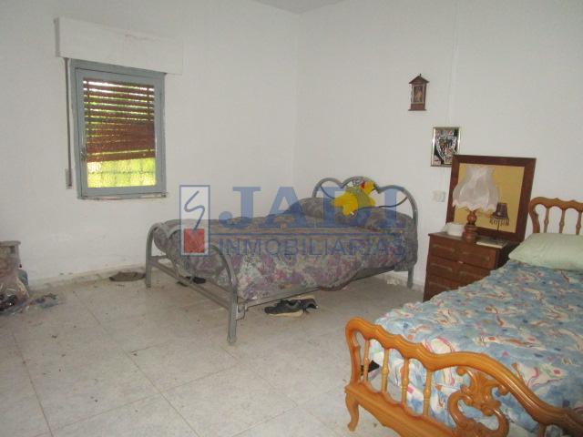 Venta de casa en Valdepeñas