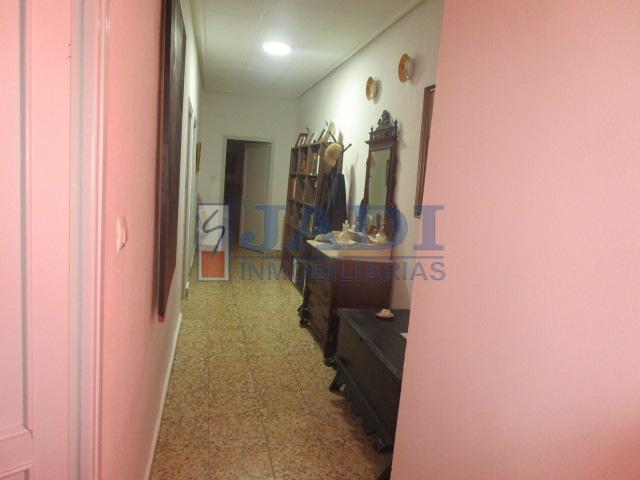 Venta de casa en Valdepeñas