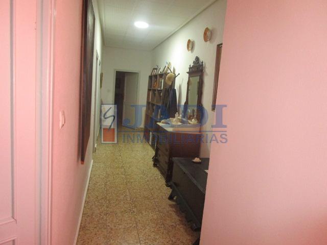 Venta de casa en Valdepeñas