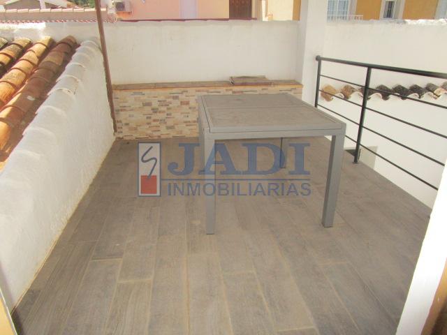 For sale of house in Valdepeñas