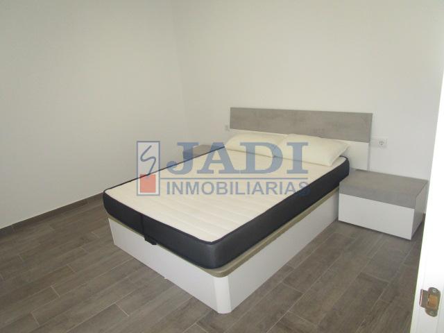 For sale of house in Valdepeñas