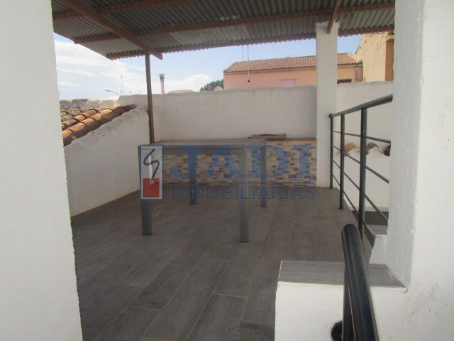 For sale of house in Valdepeñas