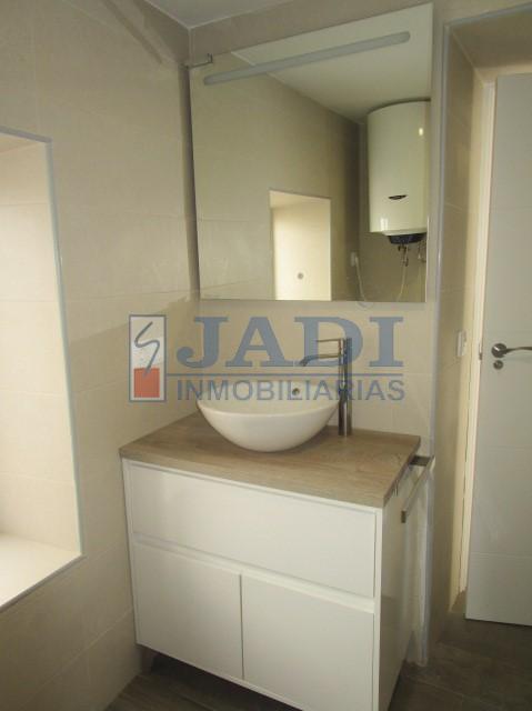 For sale of house in Valdepeñas