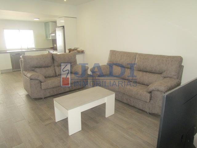 For sale of house in Valdepeñas
